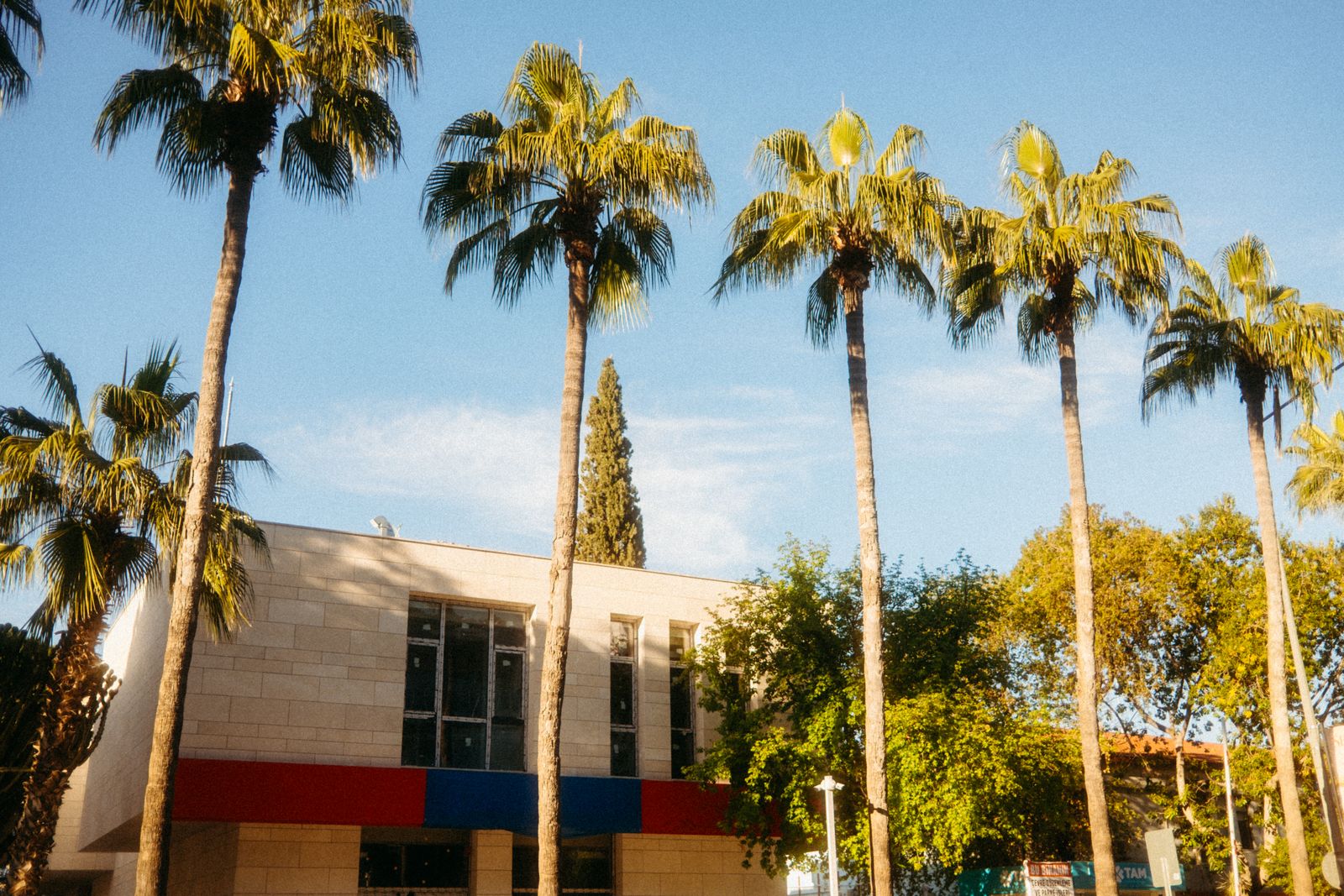 Exterior of the Sunset Plaza clinic in West Hollywood